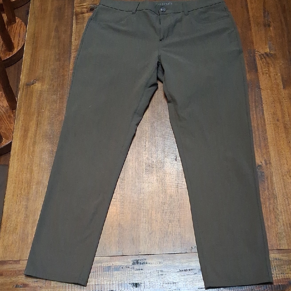 Vuori Men's Meta Pant (Slim Fit)